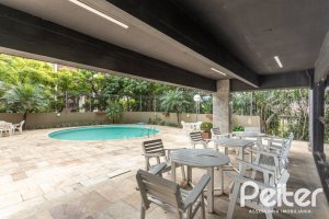 Apartamento à venda com 120m², 3 dormitórios, 1 suíte, 1 vaga, no bairro Moinhos De Vento em Porto Alegre