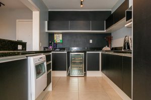 Apartamento à venda com 65m², 2 dormitórios, no bairro Cristal em Porto Alegre