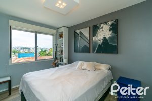 Apartamento à venda com 65m², 2 dormitórios, no bairro Cristal em Porto Alegre