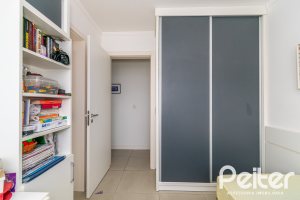 Apartamento à venda com 106m², 3 dormitórios, 3 suítes, 3 vagas, no bairro Tristeza em Porto Alegre