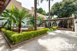 Casa à venda com 272m², 4 dormitórios, 2 suítes, 4 vagas, no bairro Ipanema em Porto Alegre