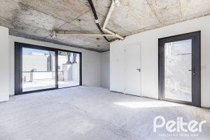 Casa em Condomínio à venda com 293m², 3 dormitórios, 3 suítes, 2 vagas, no bairro Tristeza em Porto Alegre