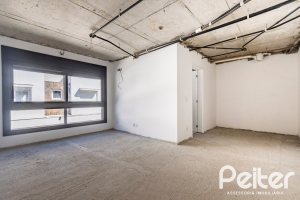 Casa em Condomínio à venda com 293m², 3 dormitórios, 3 suítes, 2 vagas, no bairro Tristeza em Porto Alegre