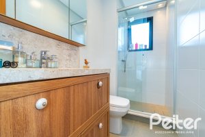 Apartamento à venda com 106m², 3 dormitórios, 1 suíte, 2 vagas, no bairro Tristeza em PORTO ALEGRE