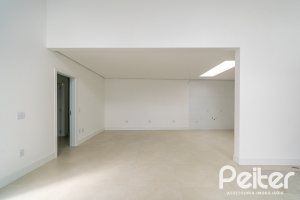 Casa à venda com 206m², 3 dormitórios, 2 suítes, 2 vagas, no bairro Ipanema em Porto Alegre