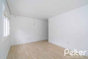 Casa à venda com 206m², 3 dormitórios, 2 suítes, 2 vagas, no bairro Ipanema em Porto Alegre