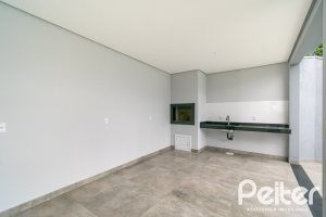 Casa à venda com 206m², 3 dormitórios, 2 suítes, 2 vagas, no bairro Ipanema em Porto Alegre