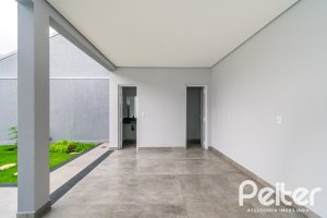Casa à venda com 206m², 3 dormitórios, 2 suítes, 2 vagas, no bairro Ipanema em Porto Alegre