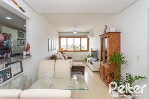 Apartamento à venda com 70m², 2 dormitórios, 1 suíte, no bairro Tristeza em PORTO ALEGRE