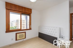 Apartamento à venda com 70m², 2 dormitórios, 1 suíte, no bairro Tristeza em PORTO ALEGRE