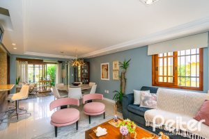 Casa em Condomínio à venda com 194m², 3 dormitórios, 1 suíte, 3 vagas, no bairro Tristeza em Porto Alegre