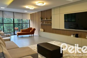 Casa em Condomínio à venda com 300m², 3 dormitórios, 3 suítes, 4 vagas, no bairro Ipanema em PORTO ALEGRE