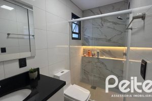 Casa em Condomínio à venda com 300m², 3 dormitórios, 3 suítes, 4 vagas, no bairro Ipanema em PORTO ALEGRE