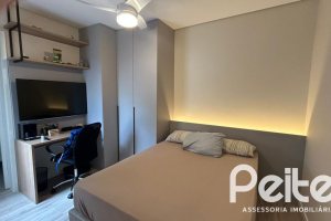 Casa em Condomínio à venda com 300m², 3 dormitórios, 3 suítes, 4 vagas, no bairro Ipanema em PORTO ALEGRE