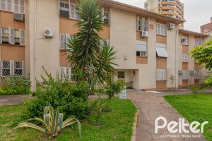 Apartamento à venda com 83m², 3 dormitórios, no bairro Tristeza em Porto Alegre