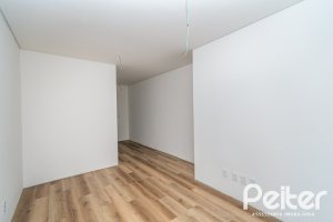 Apartamento Garden à venda com 248m², 2 dormitórios, 2 suítes, 4 vagas, no bairro Cristal em Porto Alegre