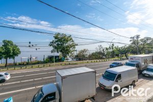 Apartamento Garden à venda com 248m², 2 dormitórios, 2 suítes, 4 vagas, no bairro Cristal em Porto Alegre