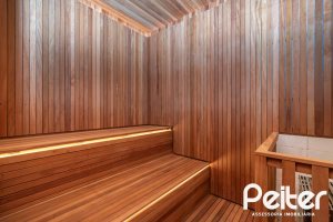 Apartamento Garden à venda com 248m², 2 dormitórios, 2 suítes, 4 vagas, no bairro Cristal em Porto Alegre