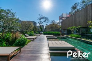 Apartamento Garden à venda com 248m², 2 dormitórios, 2 suítes, 4 vagas, no bairro Cristal em Porto Alegre