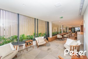 Apartamento Garden à venda com 248m², 2 dormitórios, 2 suítes, 4 vagas, no bairro Cristal em Porto Alegre