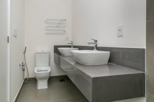 Apartamento Garden à venda com 248m², 2 dormitórios, 2 suítes, 4 vagas, no bairro Cristal em Porto Alegre