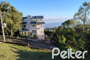 Terreno à venda com 266m², no bairro Sétimo Céu em Porto Alegre