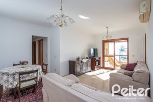 Apartamento à venda com 109m², 3 dormitórios, 1 suíte, 2 vagas, no bairro Tristeza em PORTO ALEGRE