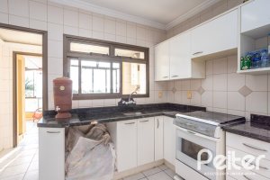 Apartamento à venda com 109m², 3 dormitórios, 1 suíte, 2 vagas, no bairro Tristeza em PORTO ALEGRE