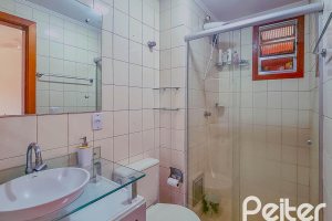 Apartamento à venda com 47m², 1 dormitório, 1 vaga, no bairro Tristeza em Porto Alegre