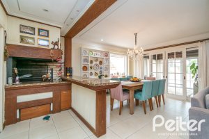 Casa em Condomínio à venda com 229m², 4 dormitórios, 1 suíte, 4 vagas, no bairro Terra Ville em PORTO ALEGRE