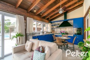 Casa em Condomínio à venda com 229m², 4 dormitórios, 1 suíte, 4 vagas, no bairro Terra Ville em PORTO ALEGRE