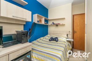 Casa em Condomínio à venda com 133m², 3 dormitórios, 1 suíte, 2 vagas, no bairro Tristeza em Porto Alegre