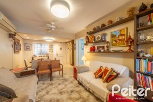 Casa em Condomínio à venda com 181m², 3 dormitórios, 1 suíte, 2 vagas, no bairro Ipanema em Porto Alegre