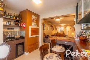 Casa em Condomínio à venda com 181m², 3 dormitórios, 1 suíte, 2 vagas, no bairro Ipanema em Porto Alegre