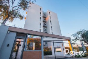 Apartamento à venda com 65m², 2 dormitórios, 1 suíte, 2 vagas, no bairro Tristeza em PORTO ALEGRE