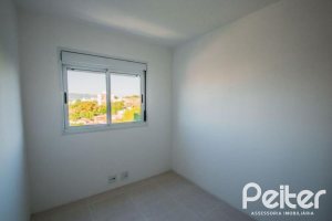 Apartamento à venda com 65m², 2 dormitórios, 1 suíte, 2 vagas, no bairro Tristeza em PORTO ALEGRE