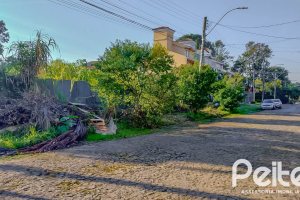 Terreno à venda com 316m², no bairro Ipanema em Porto Alegre