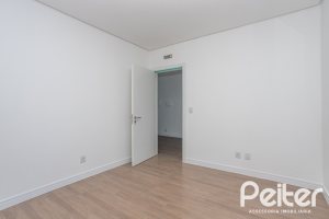 Casa em Condomínio à venda com 256m², 3 dormitórios, 3 suítes, 2 vagas, no bairro Hipica em PORTO ALEGRE