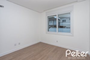 Casa em Condomínio à venda com 256m², 3 dormitórios, 3 suítes, 2 vagas, no bairro Hipica em PORTO ALEGRE