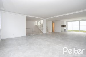 Casa em Condomínio à venda com 254m², 3 dormitórios, 3 suítes, 2 vagas, no bairro Hipica em PORTO ALEGRE