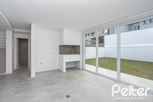 Casa em Condomínio à venda com 254m², 3 dormitórios, 3 suítes, 2 vagas, no bairro Hipica em PORTO ALEGRE