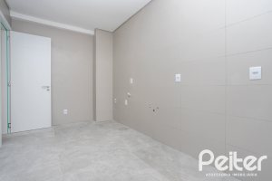 Casa em Condomínio à venda com 254m², 3 dormitórios, 3 suítes, 2 vagas, no bairro Hipica em PORTO ALEGRE