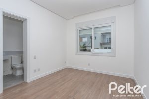 Casa em Condomínio à venda com 254m², 3 dormitórios, 3 suítes, 2 vagas, no bairro Hipica em PORTO ALEGRE