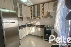 Cobertura à venda com 181m², 3 dormitórios, 1 suíte, 1 vaga, no bairro Tristeza em Porto Alegre