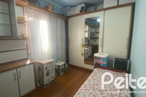 Cobertura à venda com 181m², 3 dormitórios, 1 suíte, 1 vaga, no bairro Tristeza em Porto Alegre