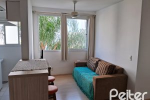 Apartamento à venda com 45m², 2 dormitórios, 1 vaga, no bairro Camaqua em PORTO ALEGRE