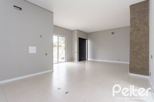 Casa em Condomínio à venda com 174m², 3 dormitórios, 3 suítes, 2 vagas, no bairro Hipica em PORTO ALEGRE