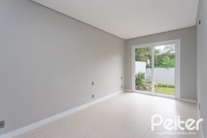 Casa em Condomínio à venda com 174m², 3 dormitórios, 3 suítes, 2 vagas, no bairro Hipica em PORTO ALEGRE