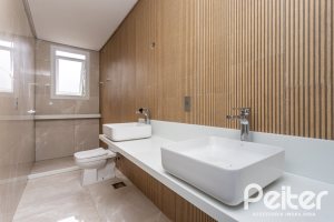 Casa em Condomínio à venda com 174m², 3 dormitórios, 3 suítes, 2 vagas, no bairro Hipica em PORTO ALEGRE
