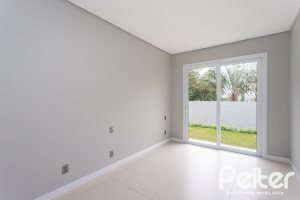 Casa em Condomínio à venda com 174m², 3 dormitórios, 3 suítes, 2 vagas, no bairro Hipica em PORTO ALEGRE